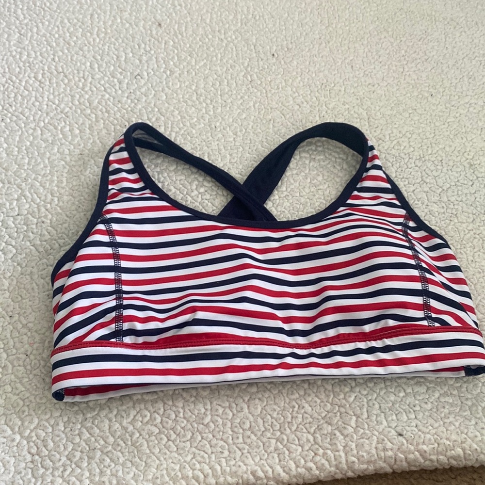Sports bra